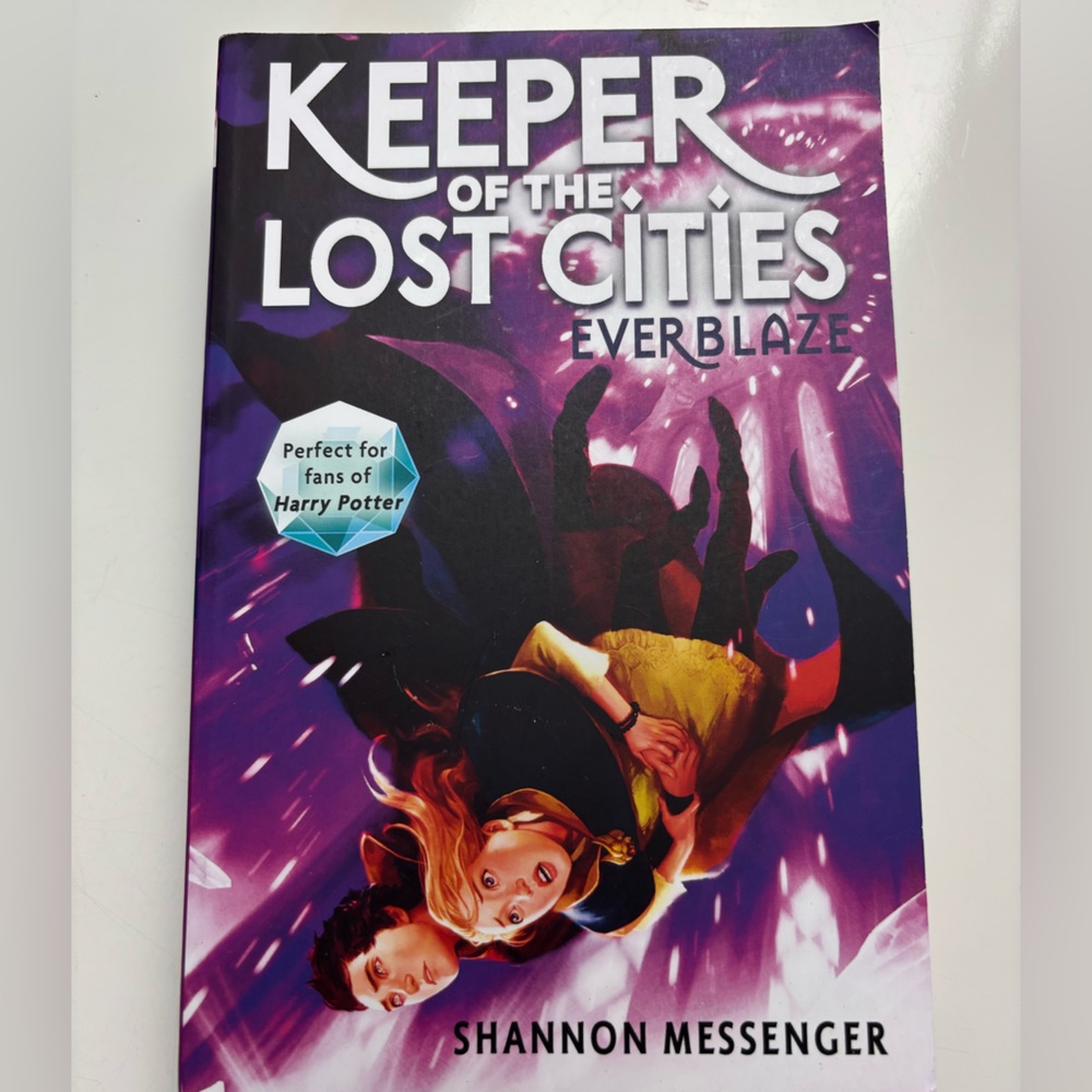Keeper of the Lost Cities Everblaze paperback book